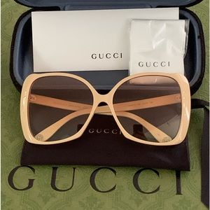Authentic Gucci Women's GG0471S 62mm sunglasses